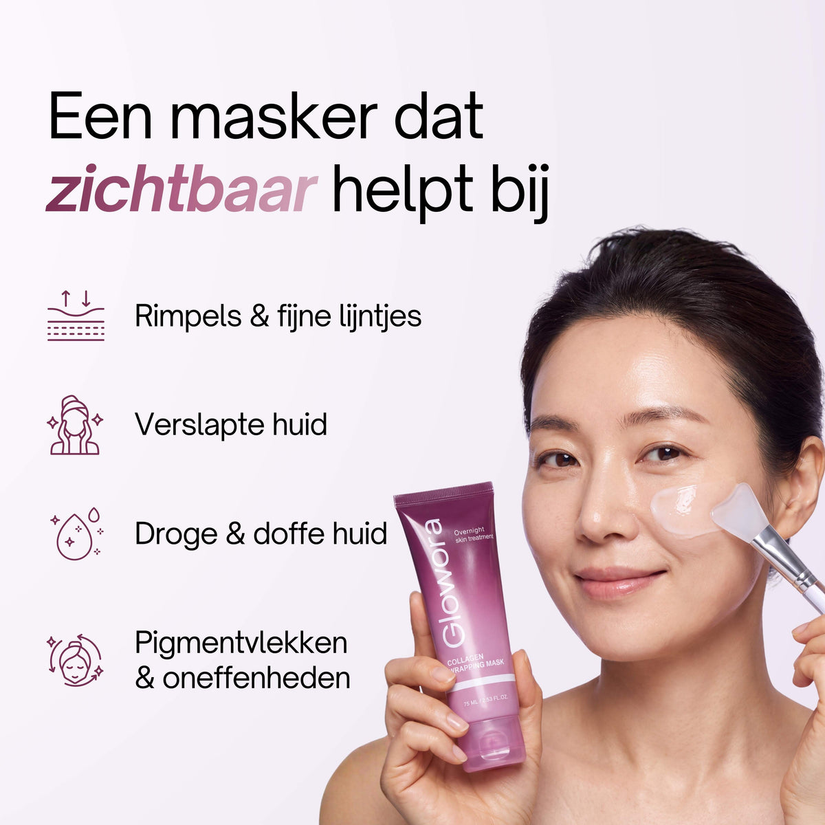 Vrouw brengt Collageen Wrapping Masker aan met kwast, met huidproblemen waarbij het masker helpt